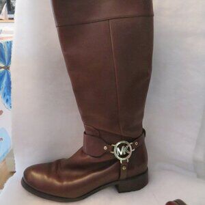MK Gold Logo boots
